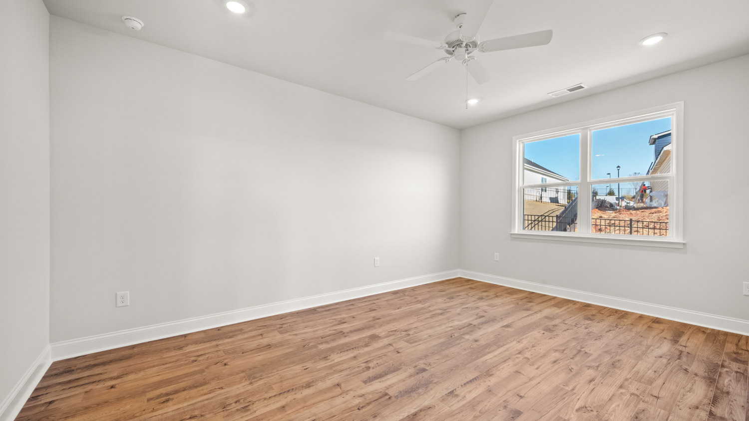 615 PARNASSUS ROAD Interior