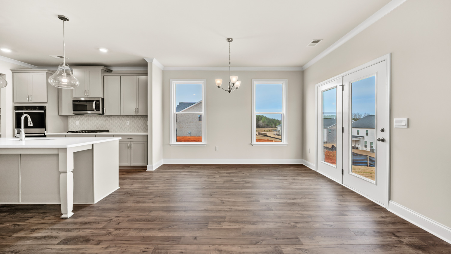 1547 WESTLAND COURT Interior