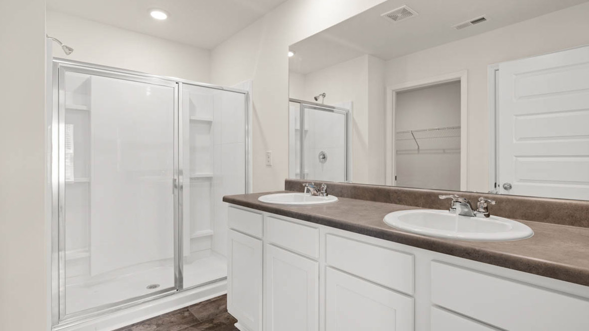 318 FRIENDSHIP OAK WAY