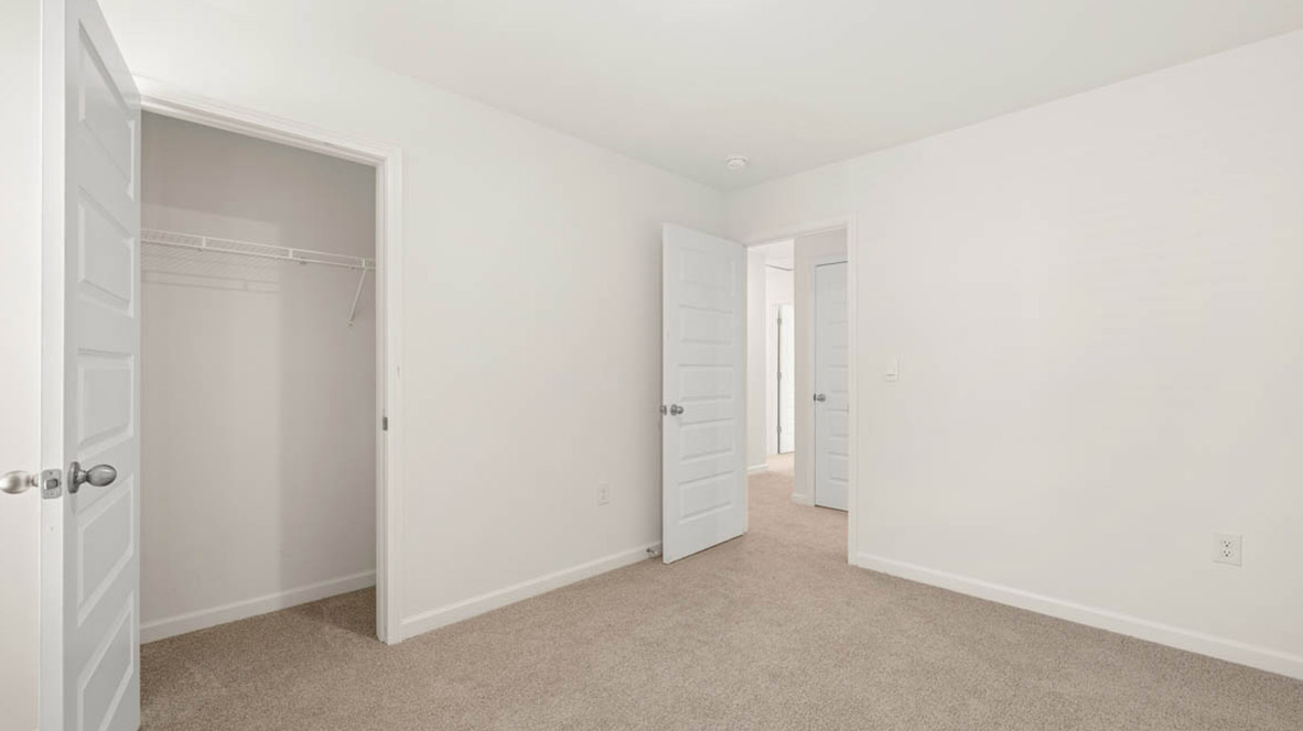 318 FRIENDSHIP OAK WAY