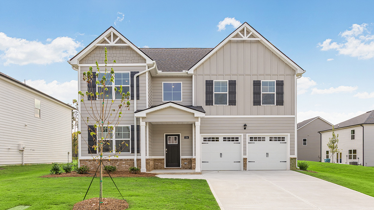 204 Friendship Oak Way exterior