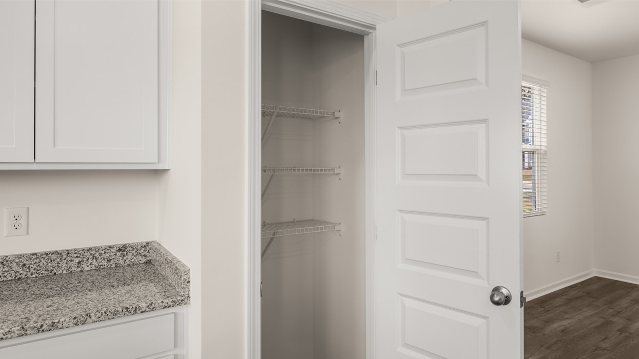 307 FRIENDSHIP OAK WAY