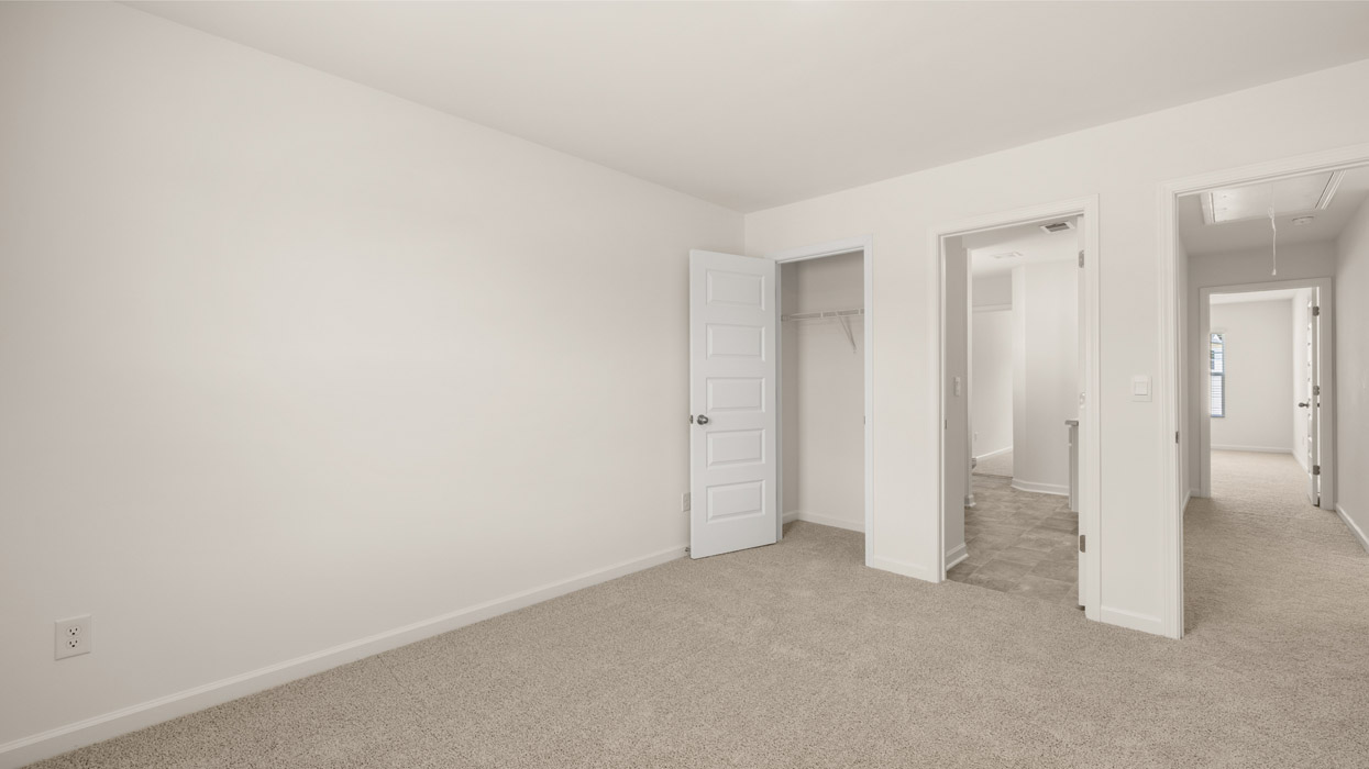 307 FRIENDSHIP OAK WAY