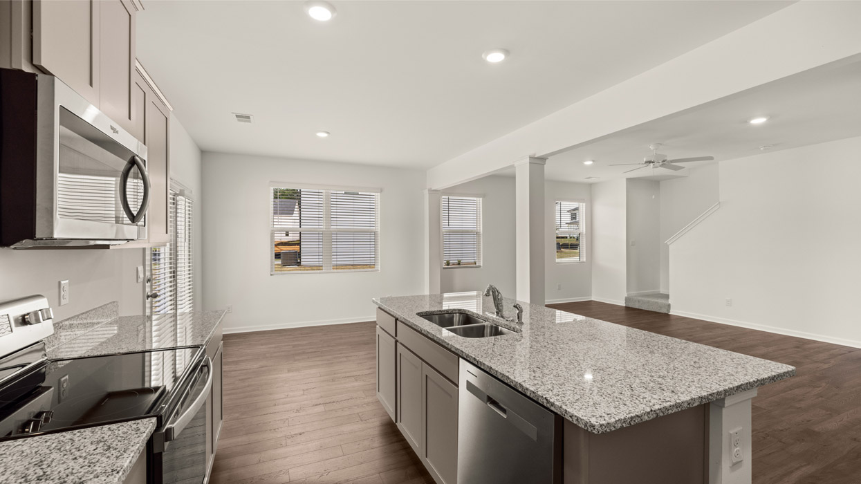 322 FRIENDSHIP OAK WAY