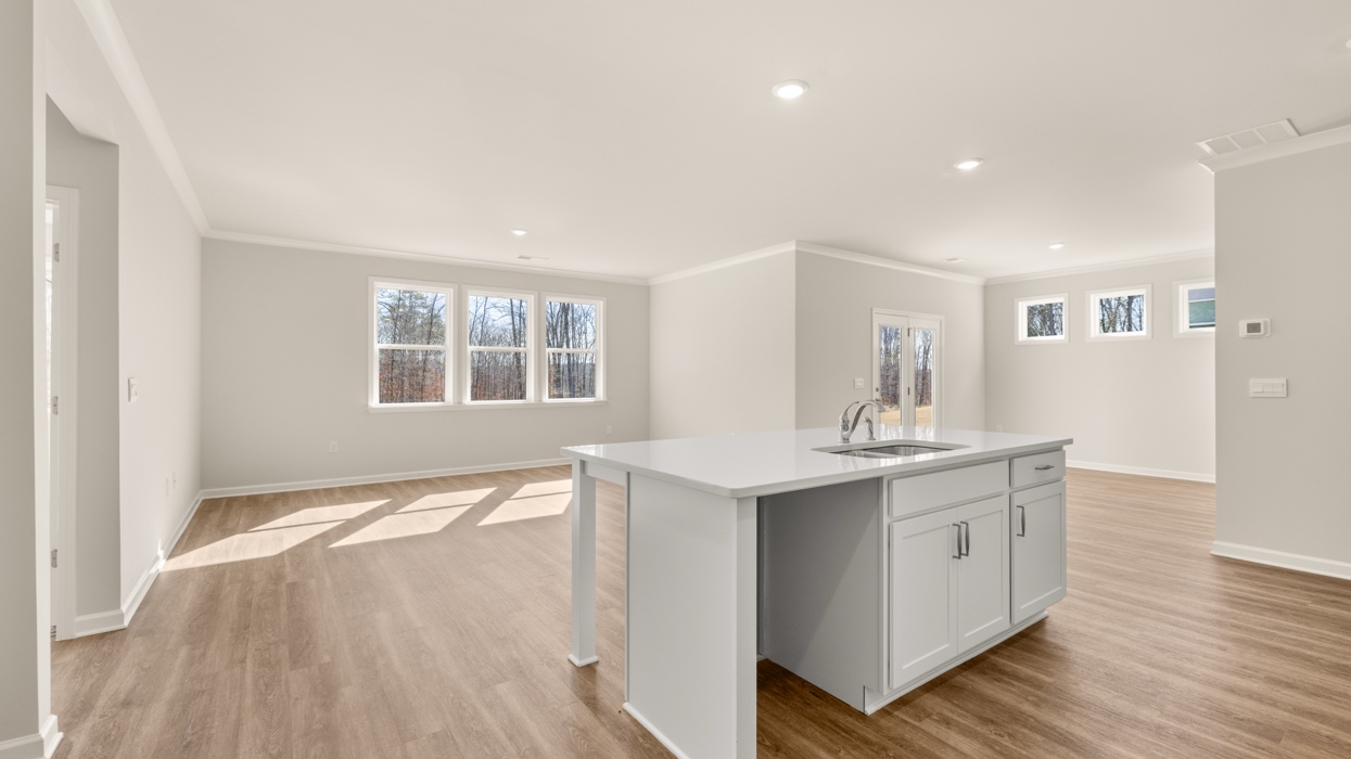 1171 Kingston Ave Interior