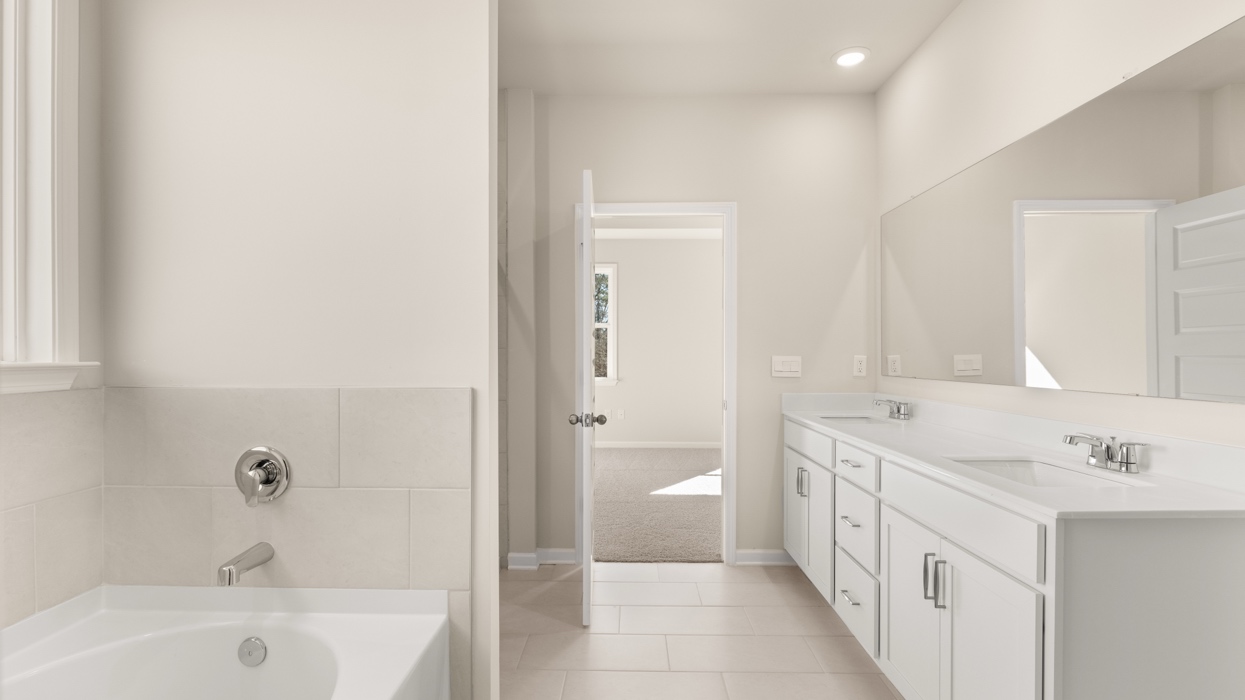 1171 Kingston Ave Interior