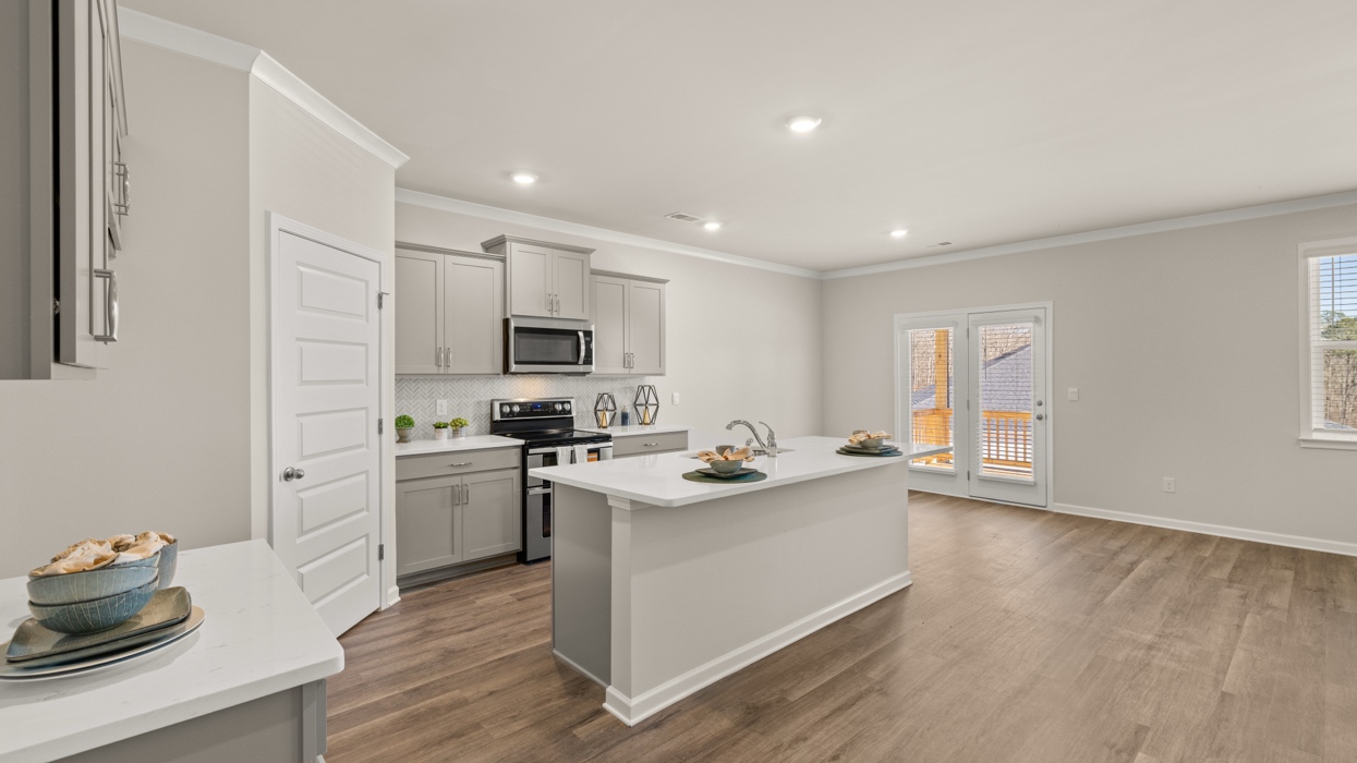 1060 Amerson Street Interior