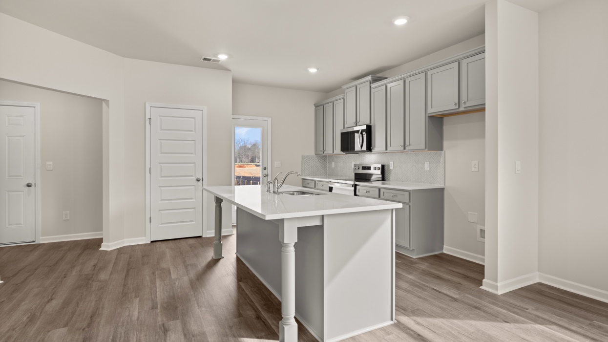 607 Cantor Way Interior