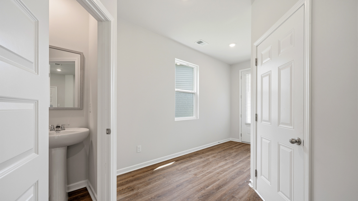 foyer to powder room