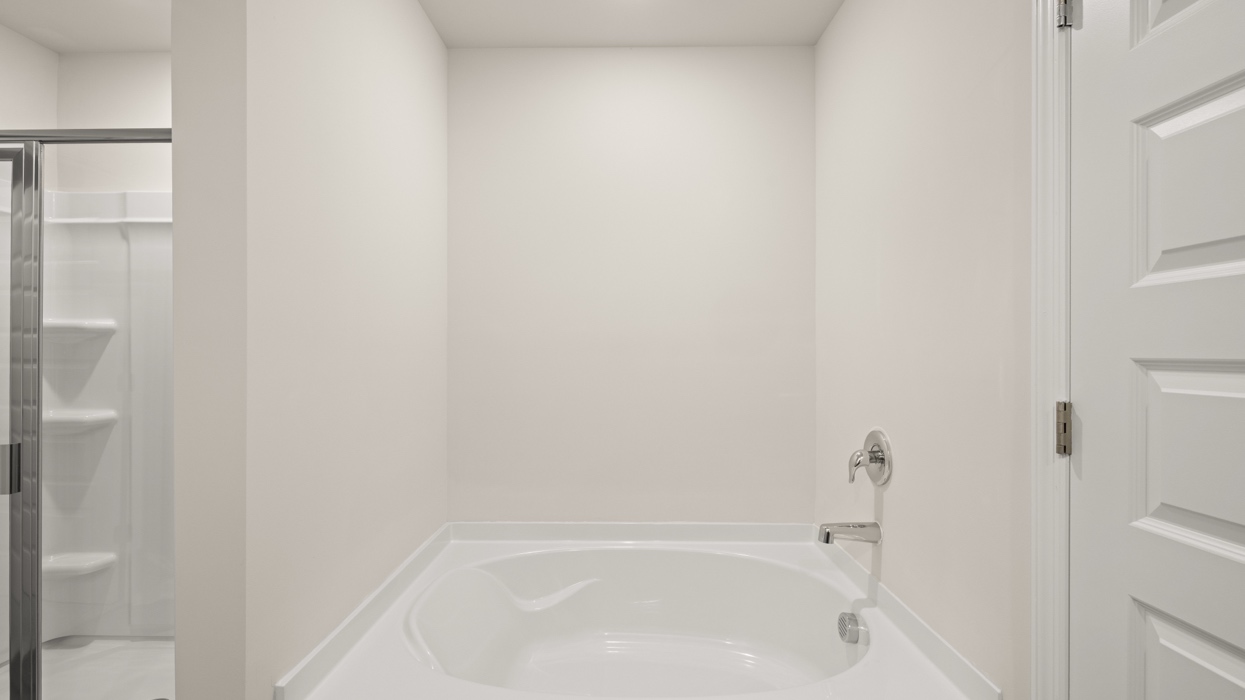 primary bathroom with tub