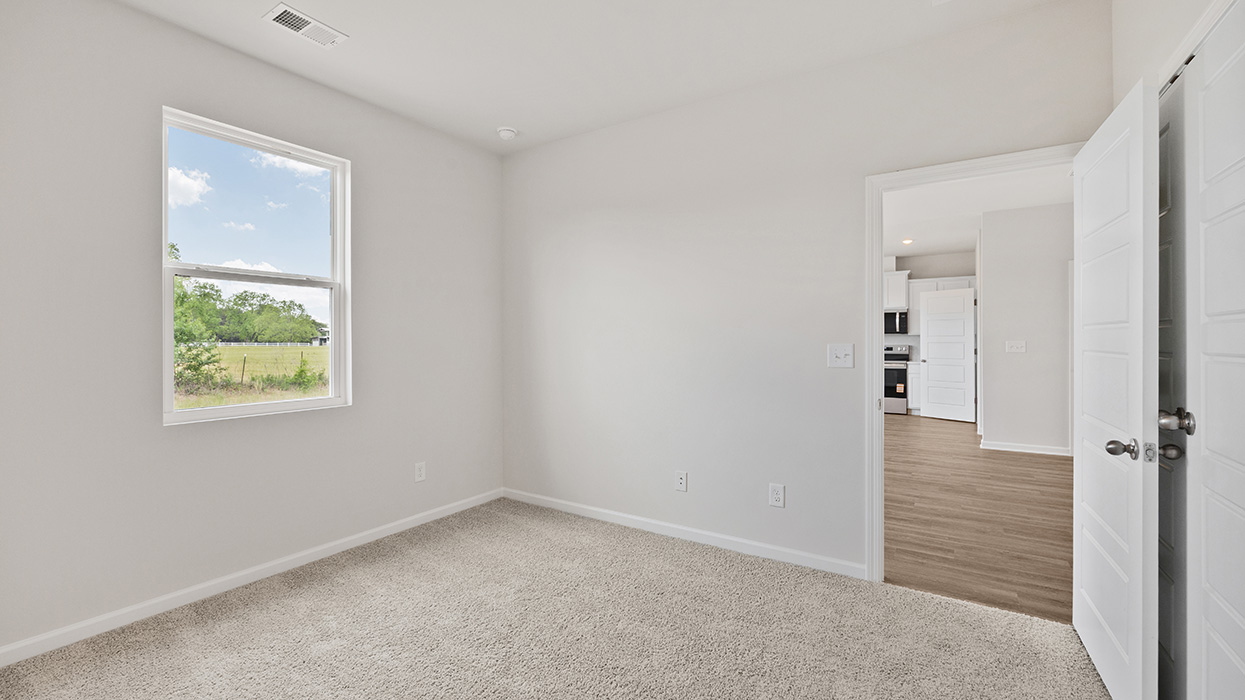 Secondary bedroom