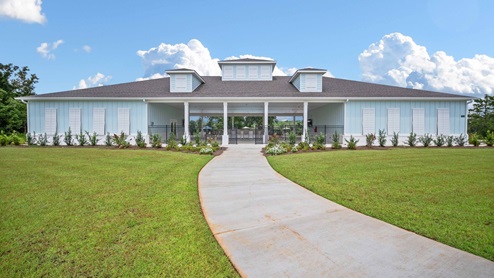 Heritage Lake Clubhouse Front View.