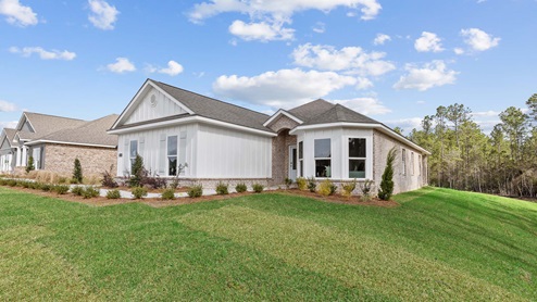 Side elevation of the Isabella, a new construction home by D.R. Horton.