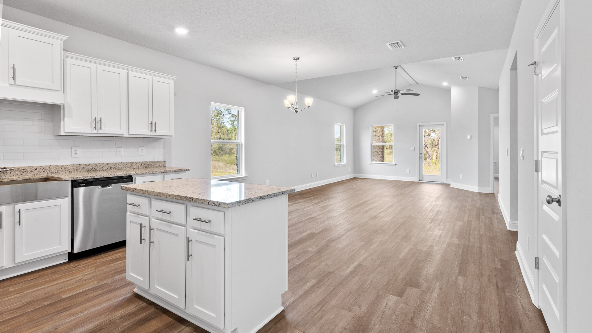 Open floorplan of an Oakley in the Mobile County area.