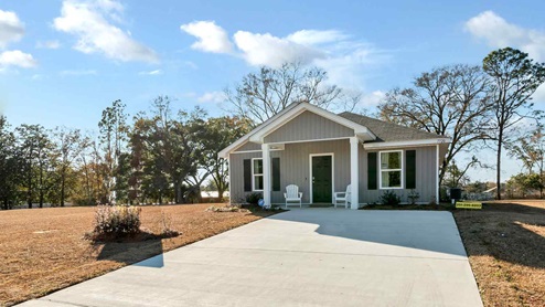 View of driveway leading to the Callaway plan.