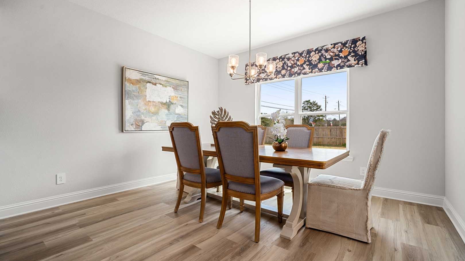 Breakfast nook off ktichen