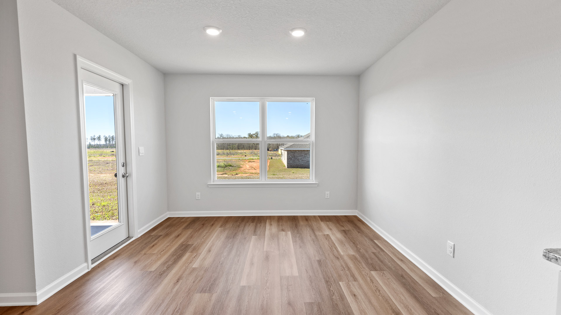 Open concept dining area off of the kitchen in Palmer Woods.