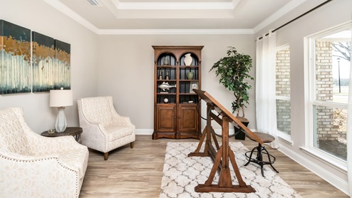 Front office room inside the Kingston.