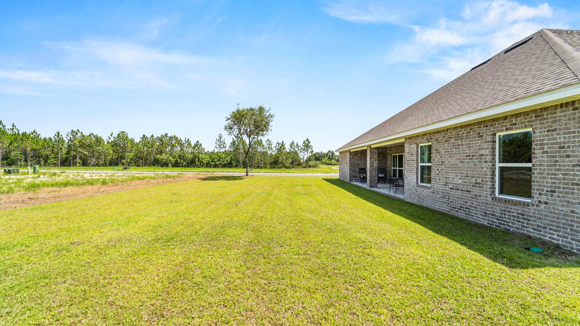 Rear elevation of the Kingston floorplan.