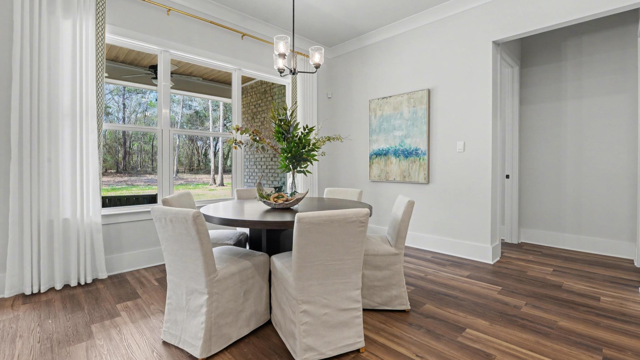 Breakfast nook off kitchen