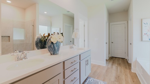 Kaden interior