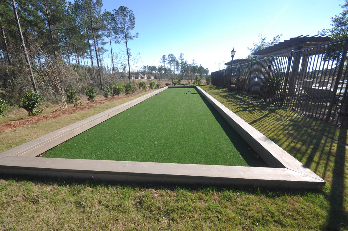 Array of resort-style community amenities