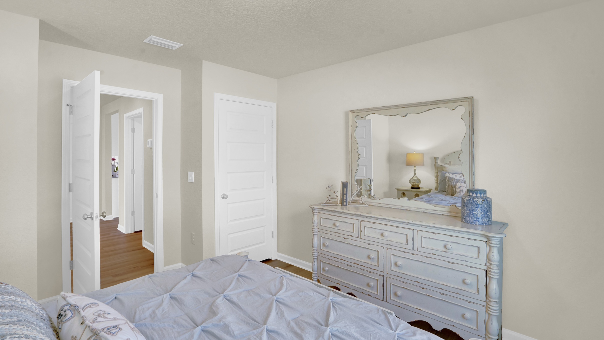 cali bedroom