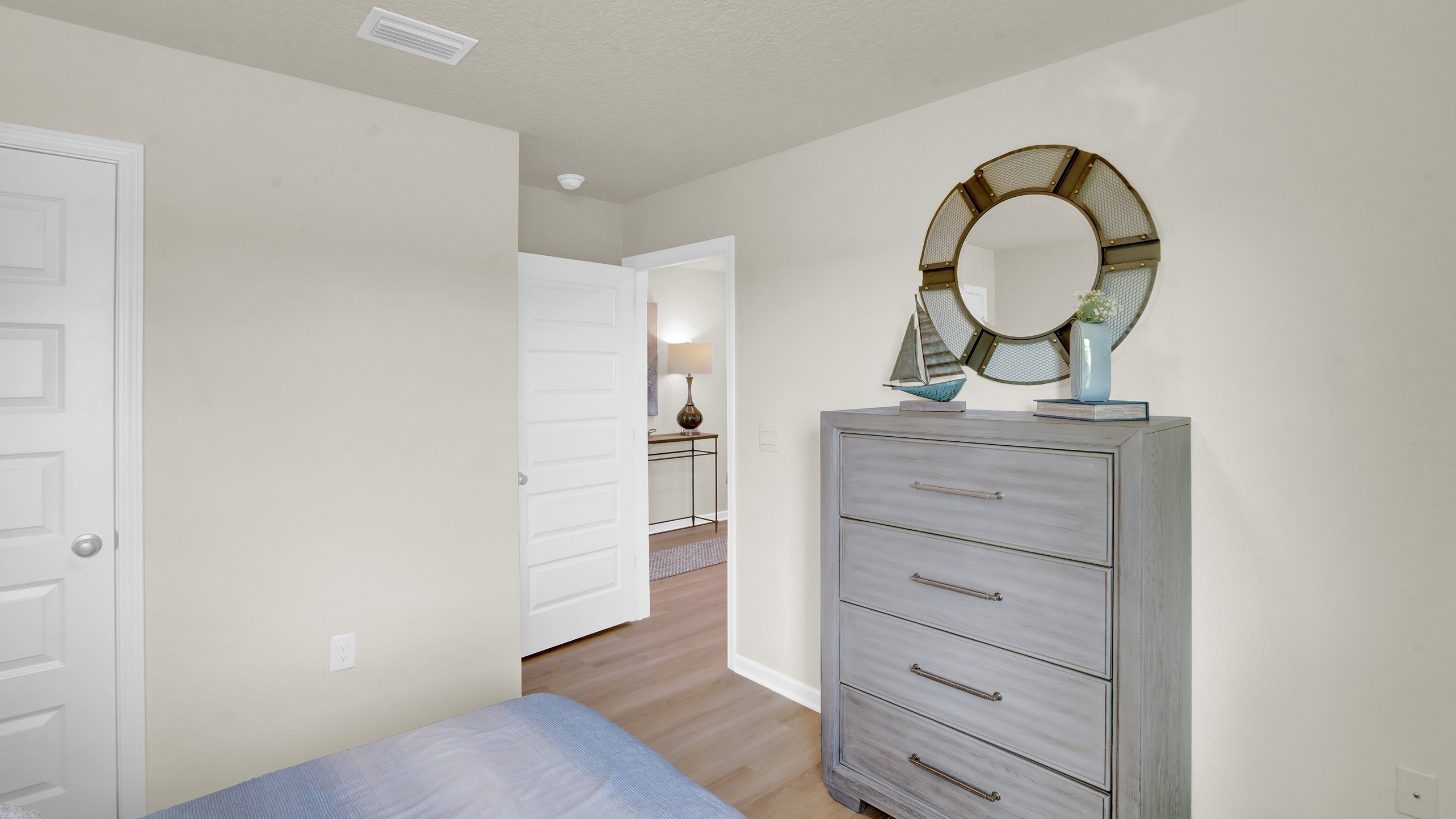 cali bedroom
