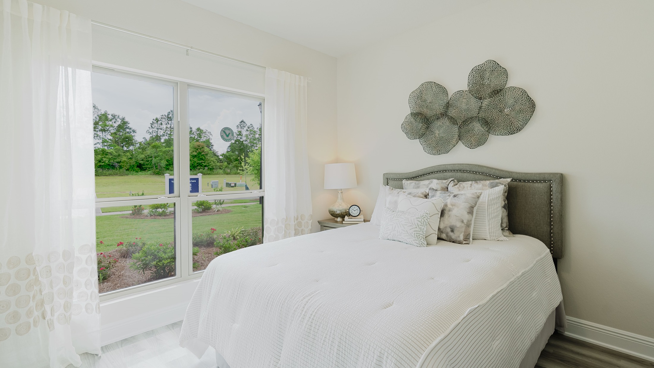 cali bedroom