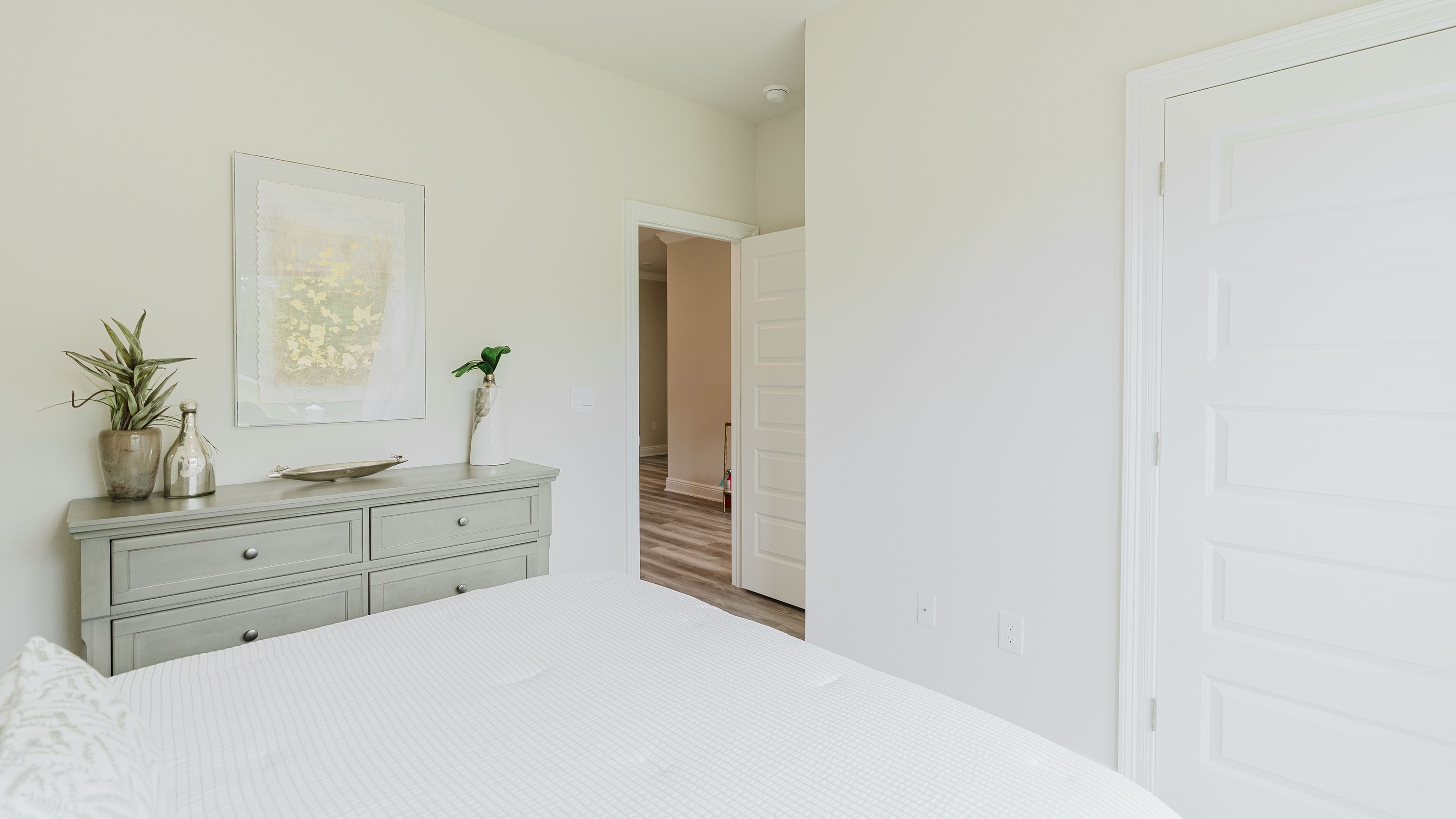 cali bedroom