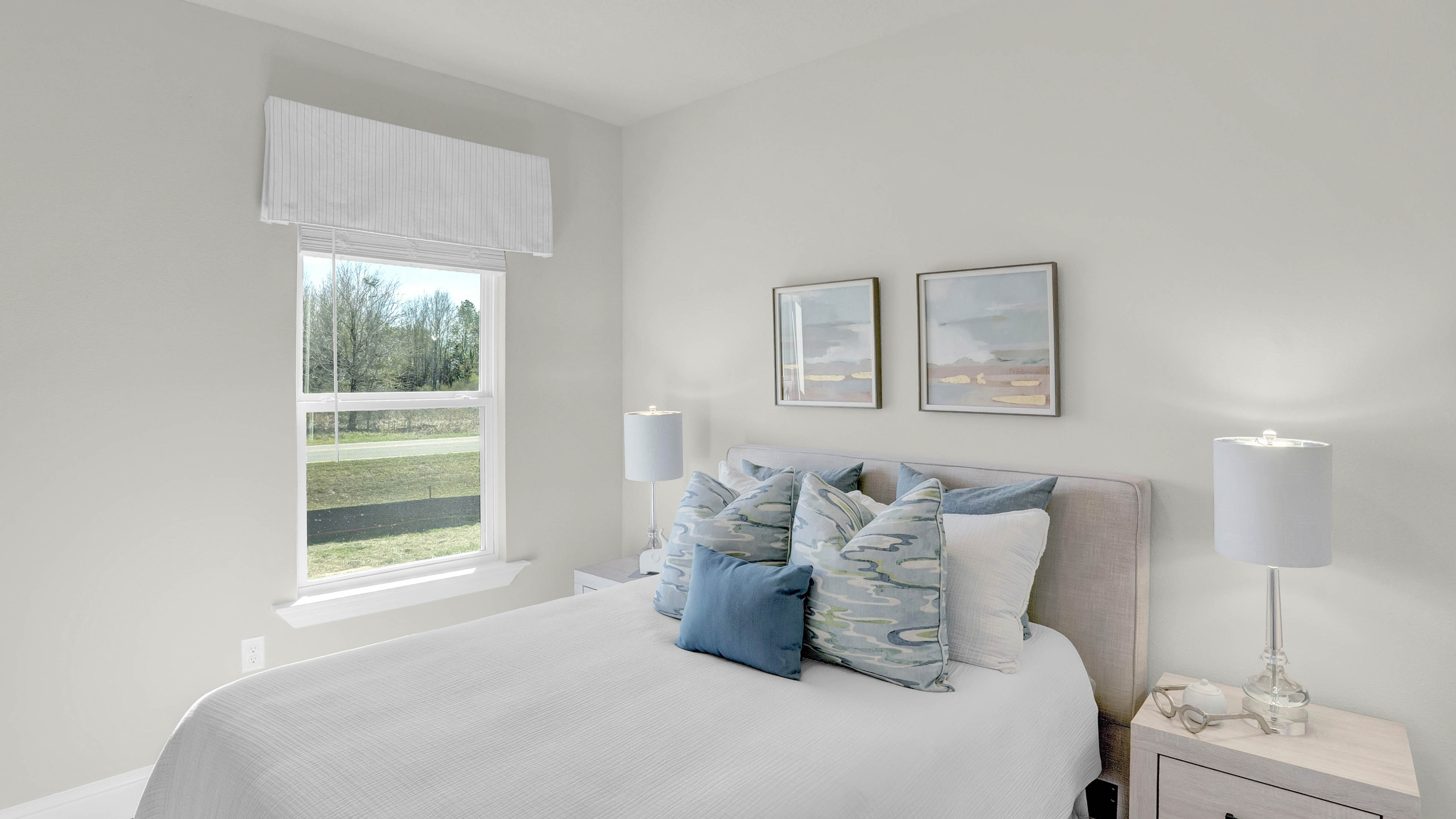 julia bedroom