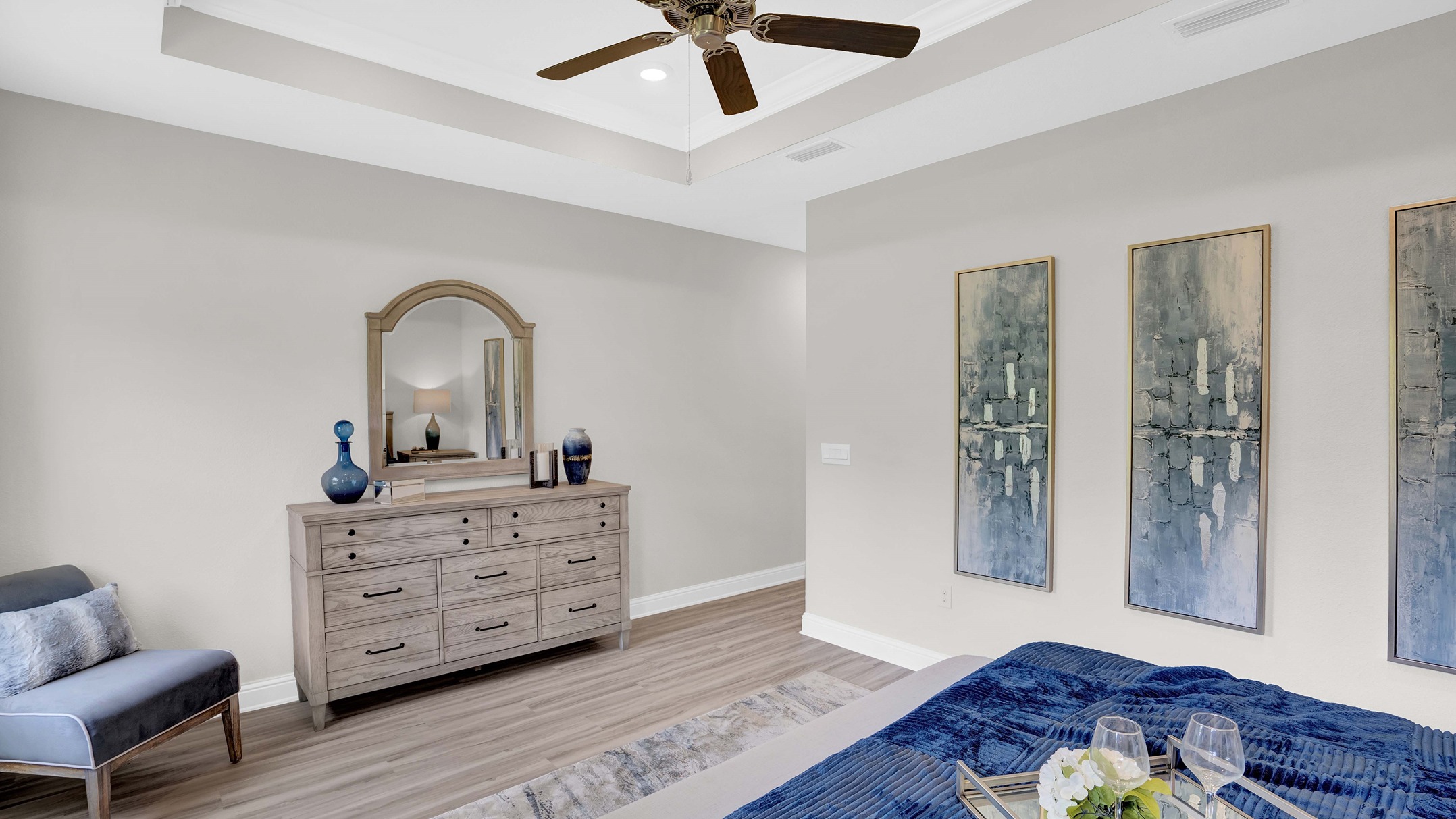 Jasmine model interior.