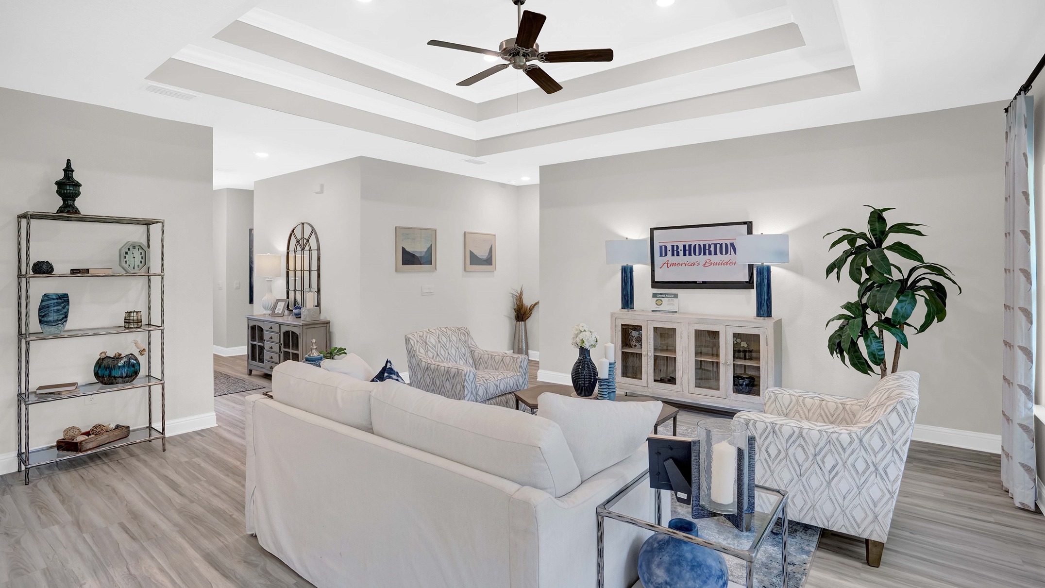 Jasmine model interior.