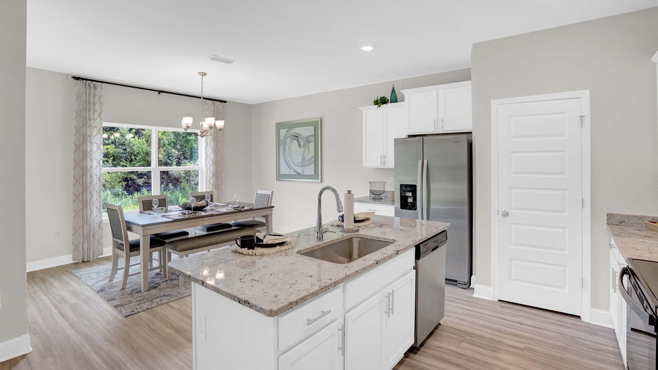 Jasmine model interior.