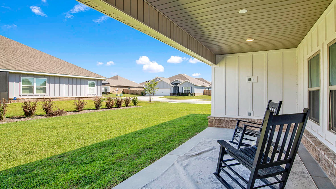 Victoria model home exterior.