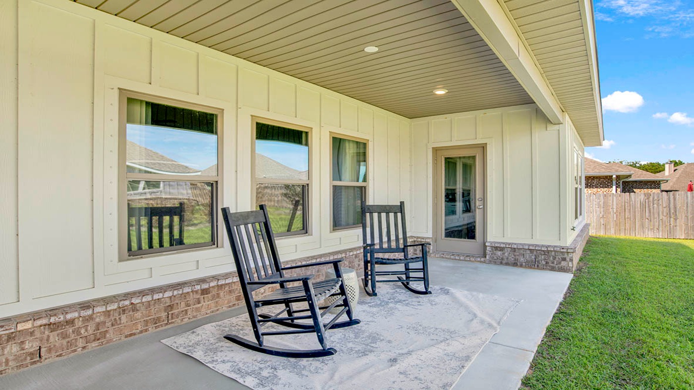 Victoria model home exterior.