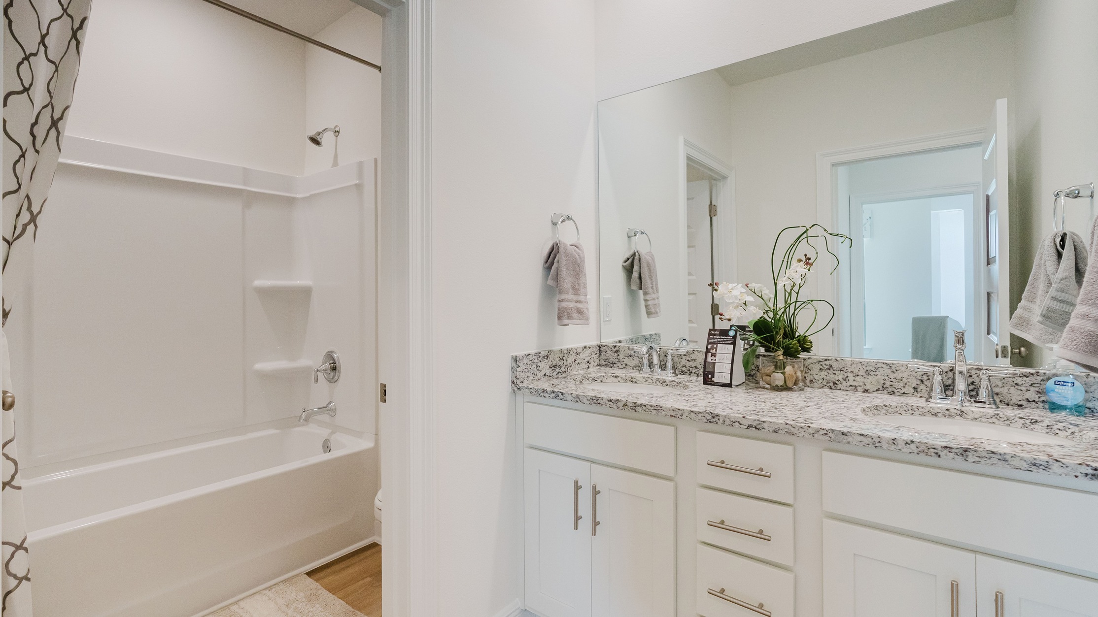 Open concept Taylor new home interior