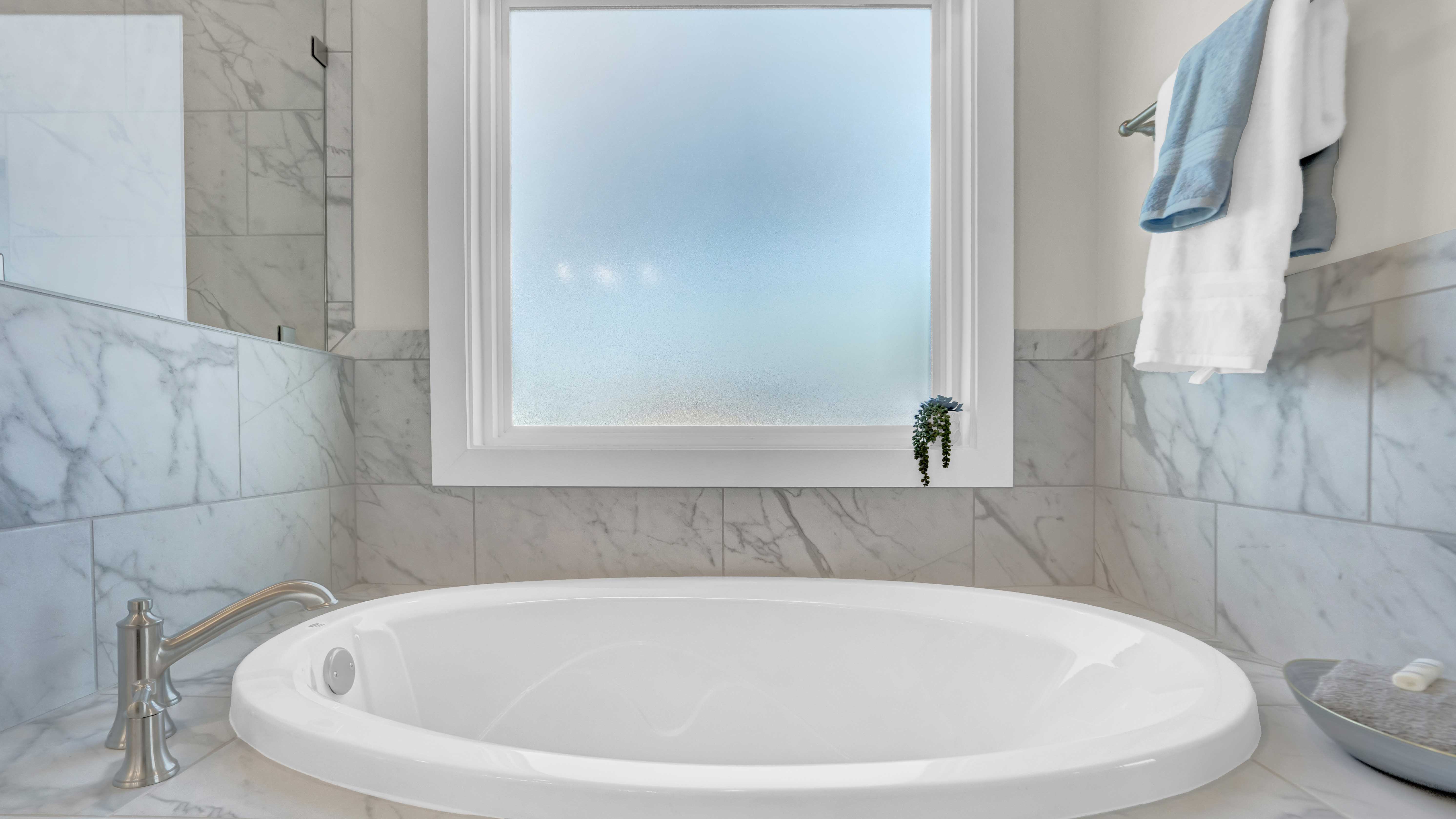 elm bathroom