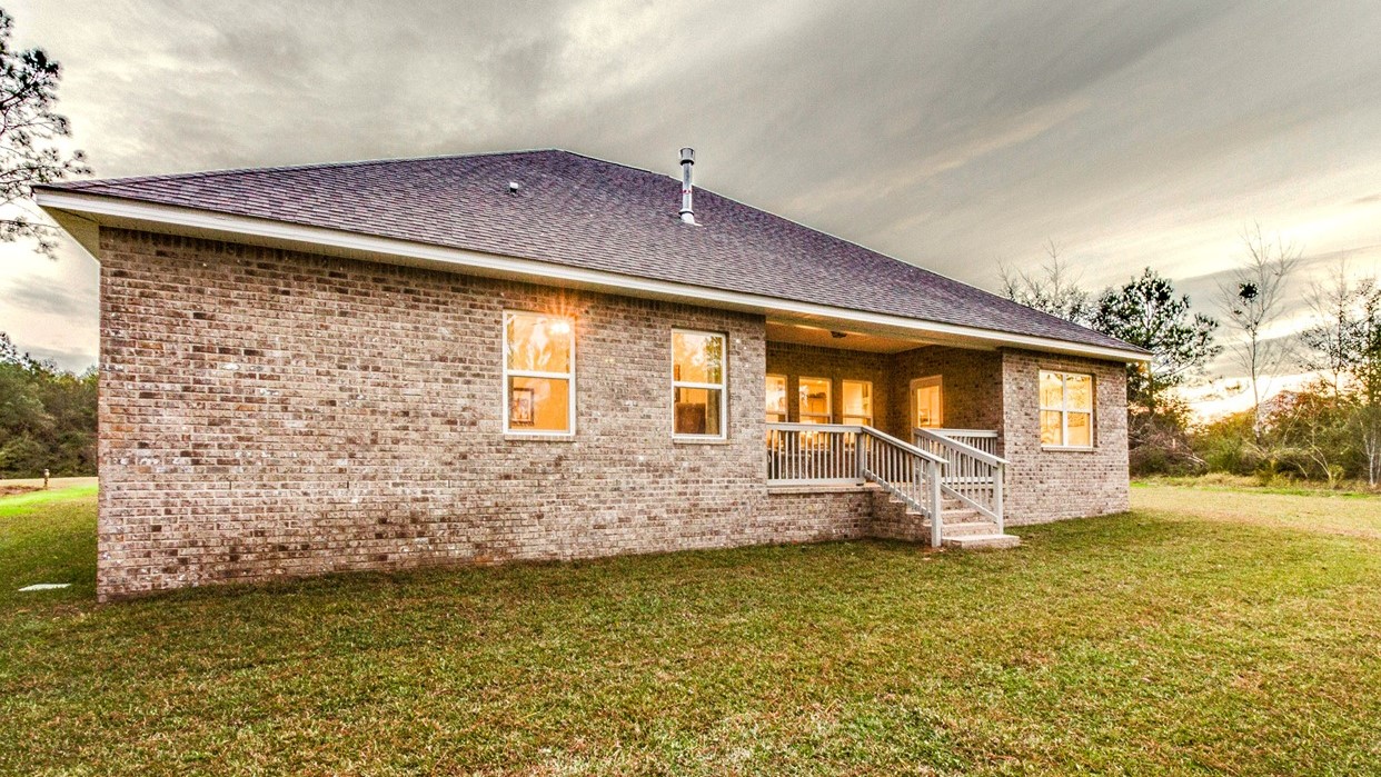 sawyer exterior