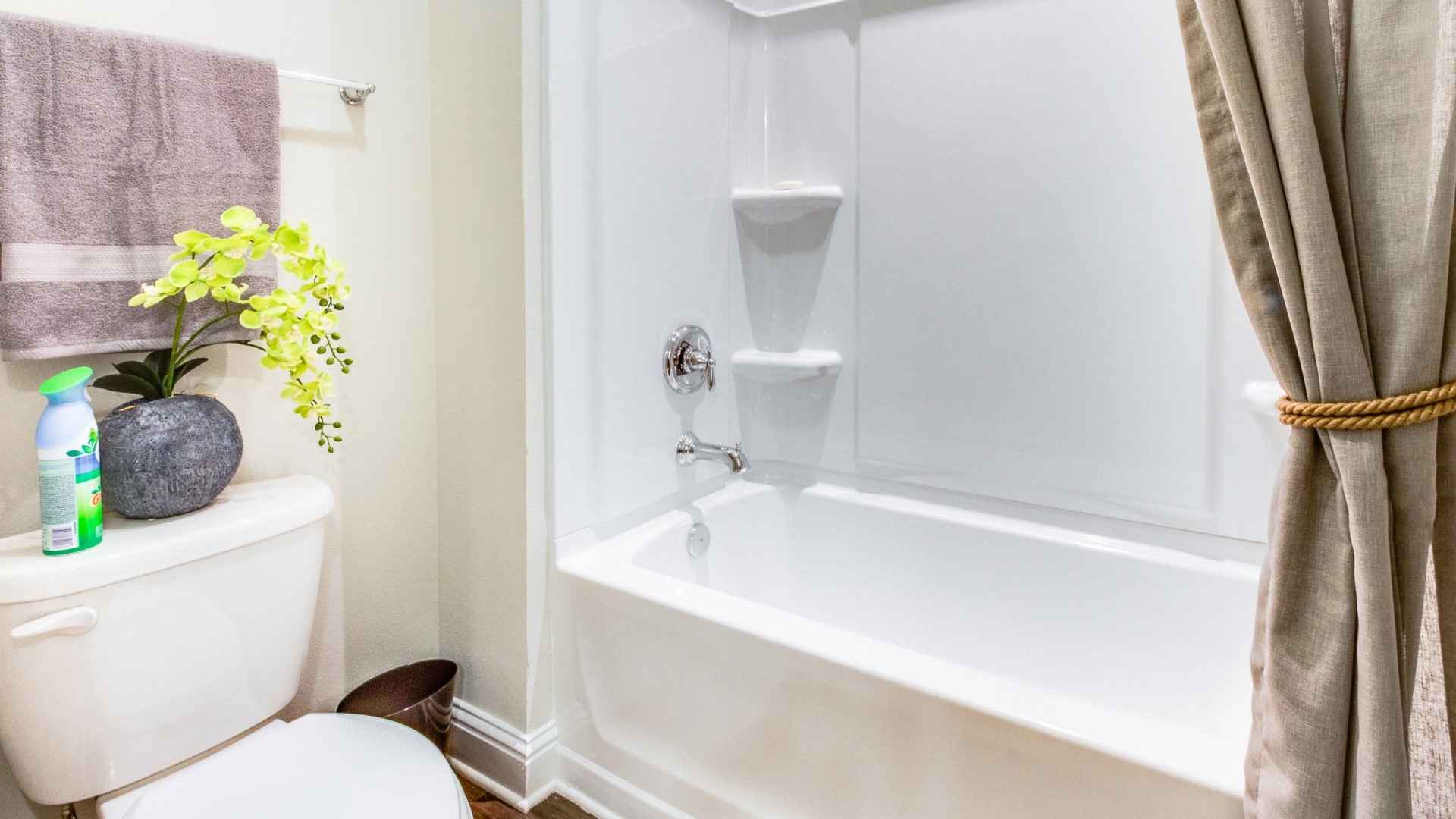 sawyer bathroom