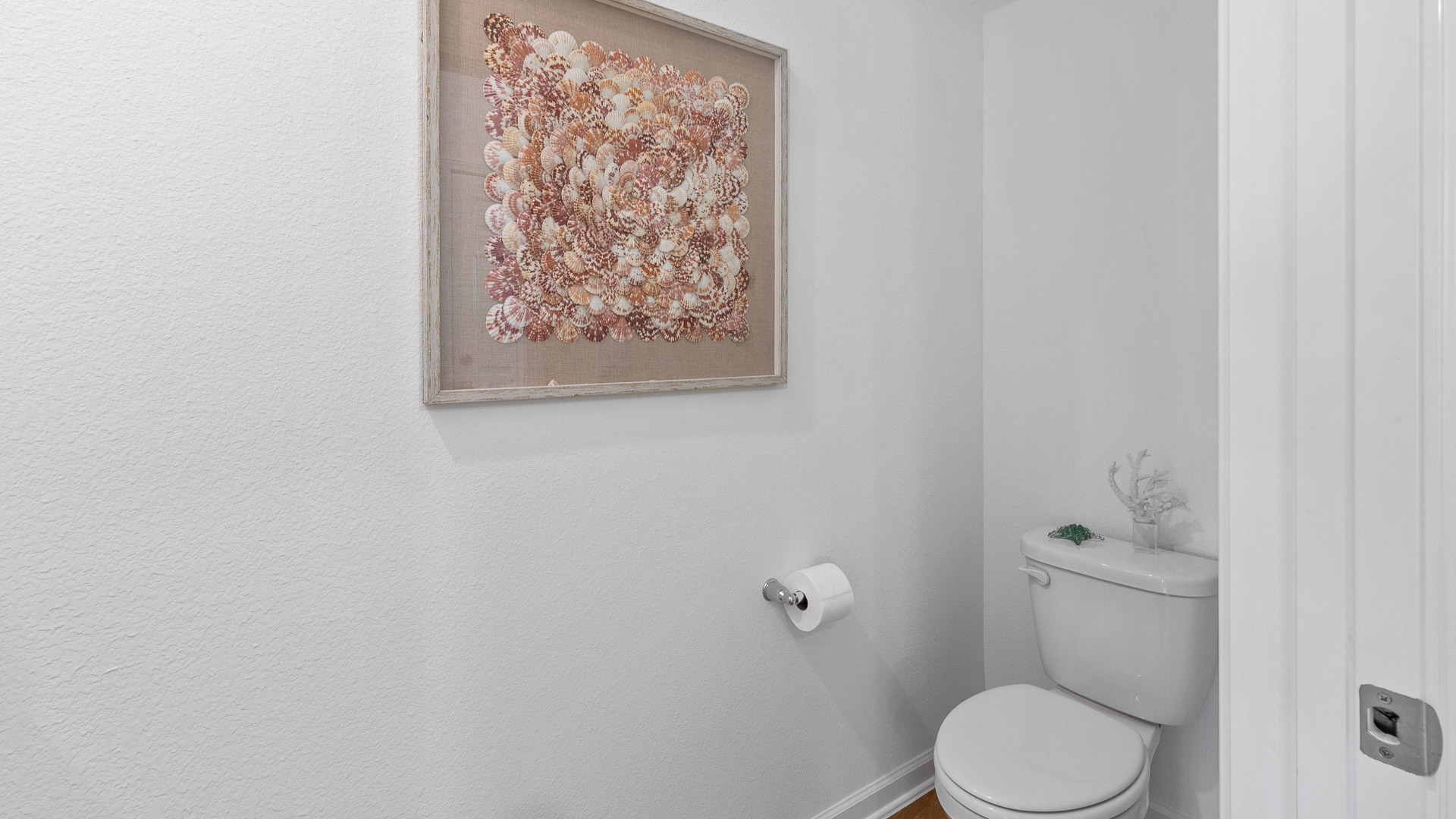 palm bathroom