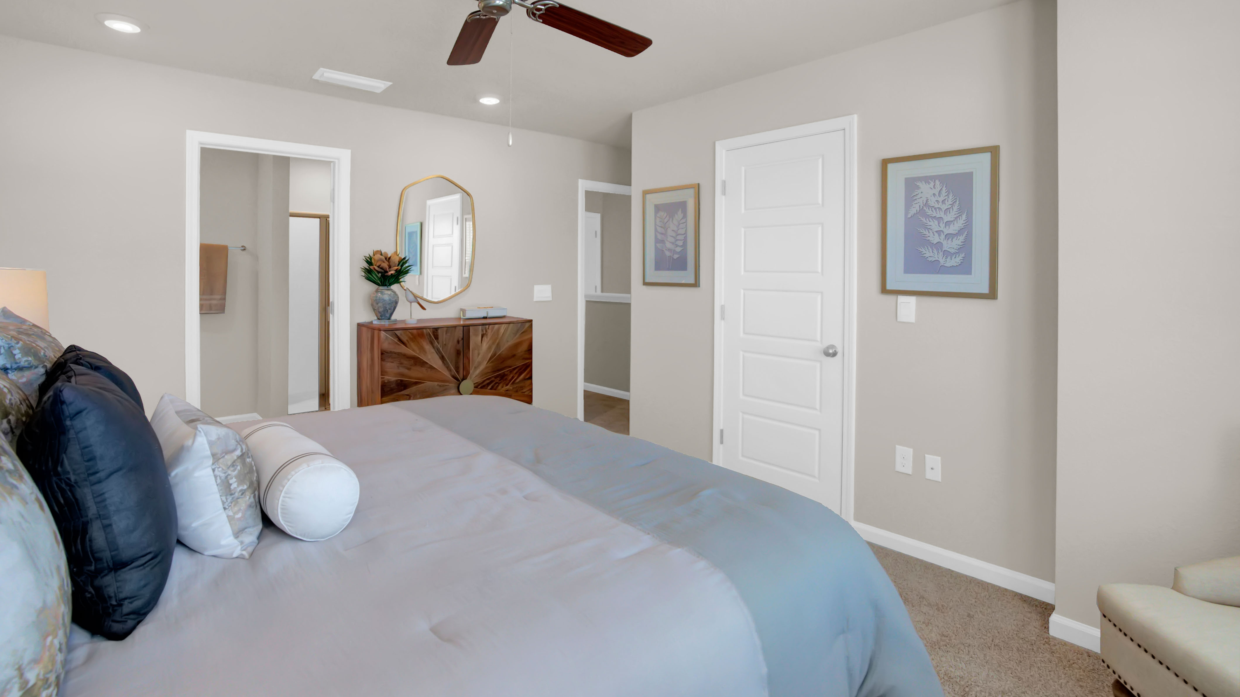 palm bedroom