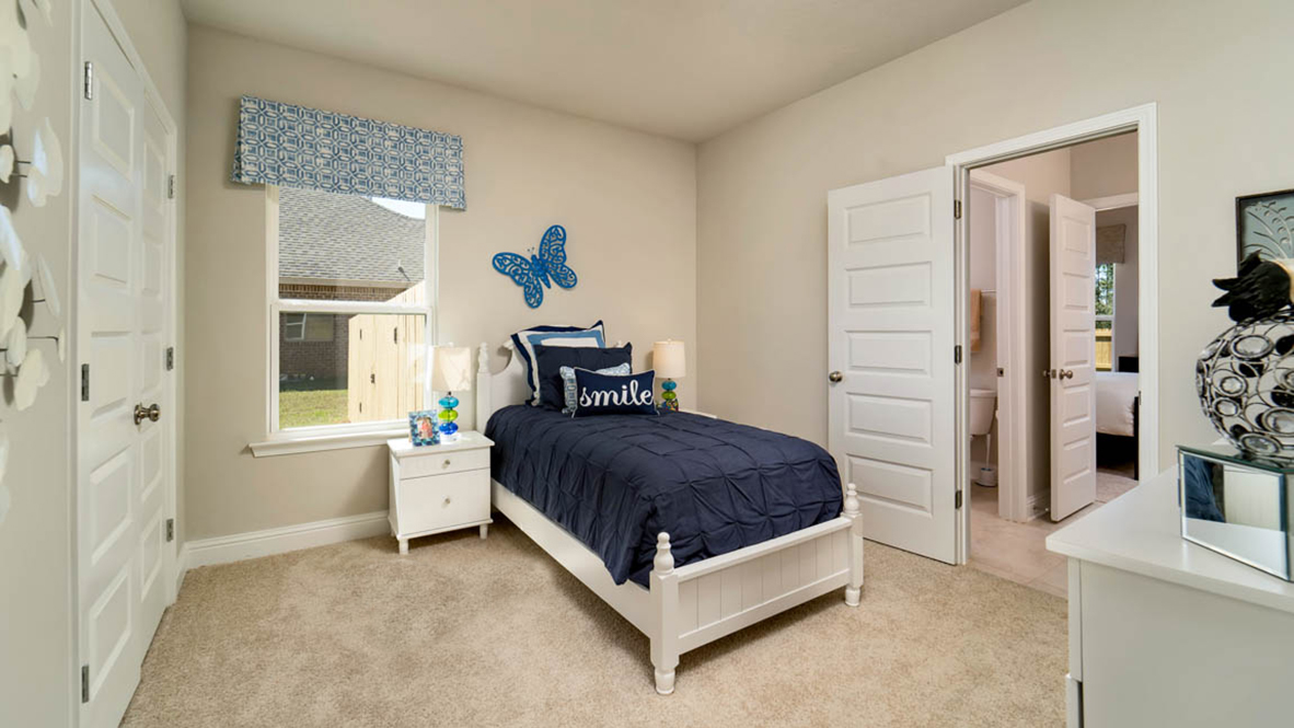 avery bedroom