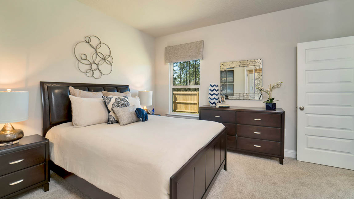 avery bedroom