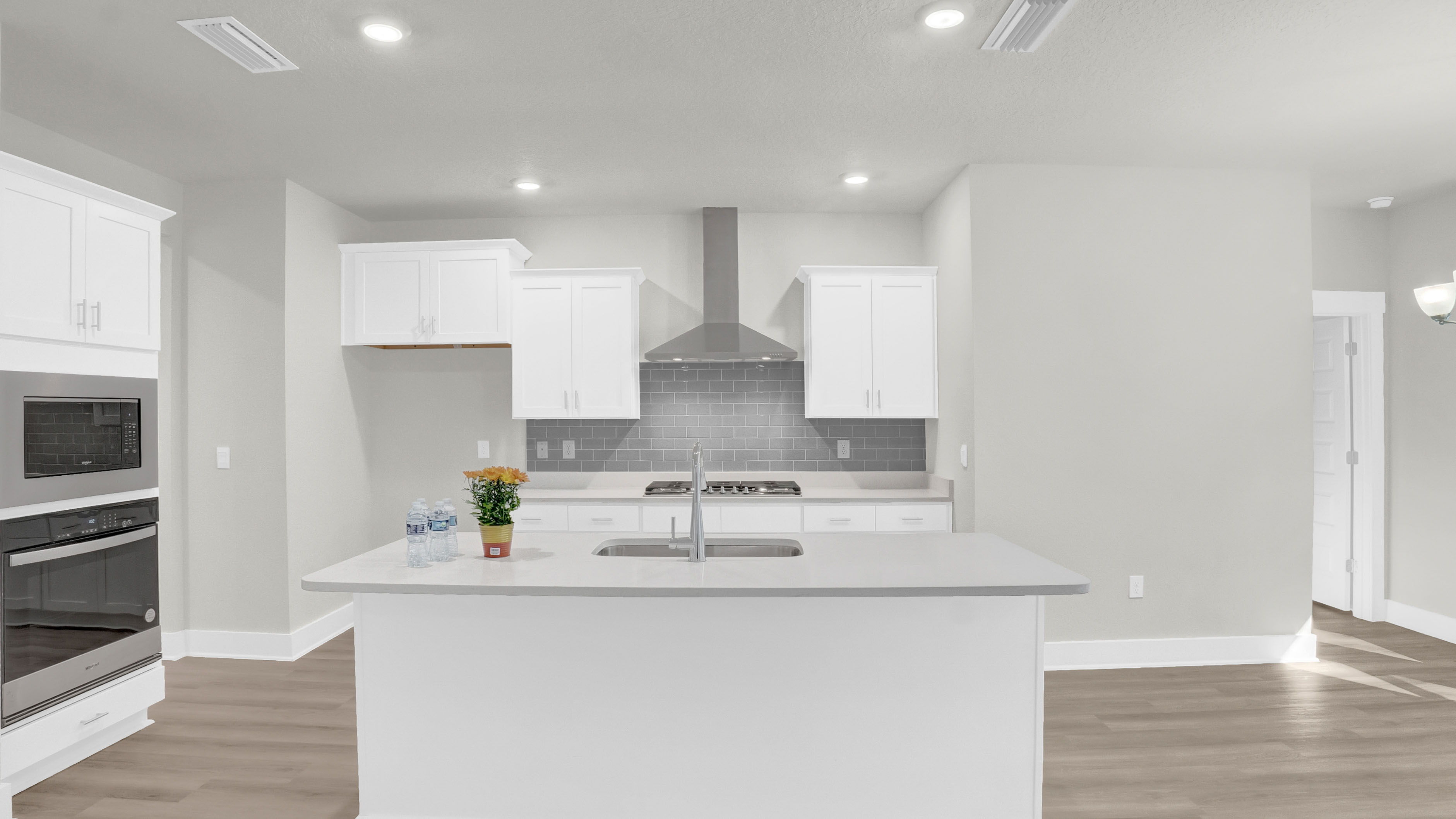 avery kitchen