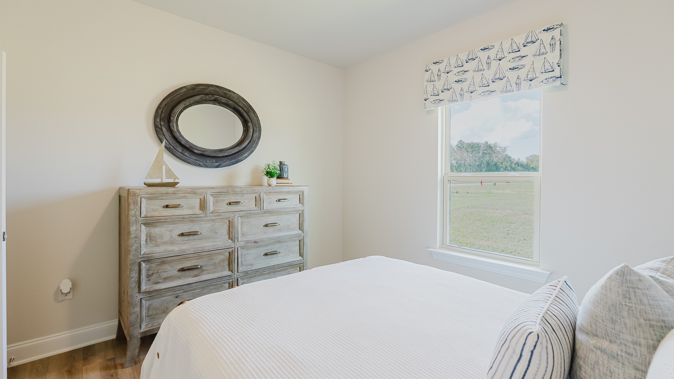 cali bedroom