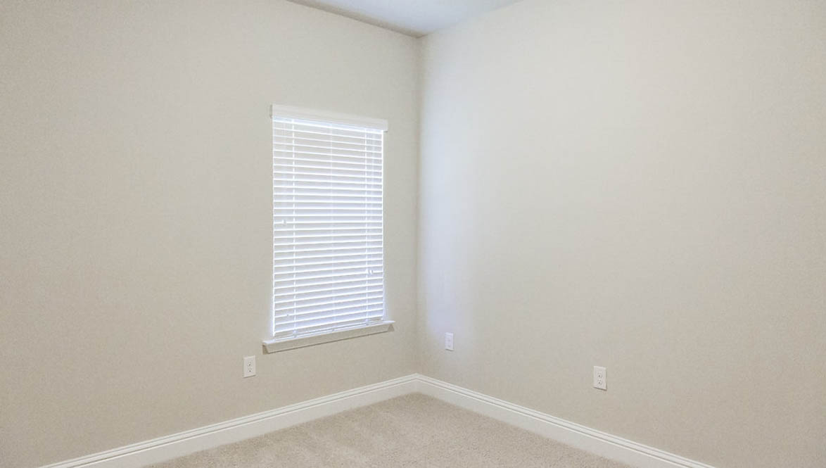 lamar bedroom