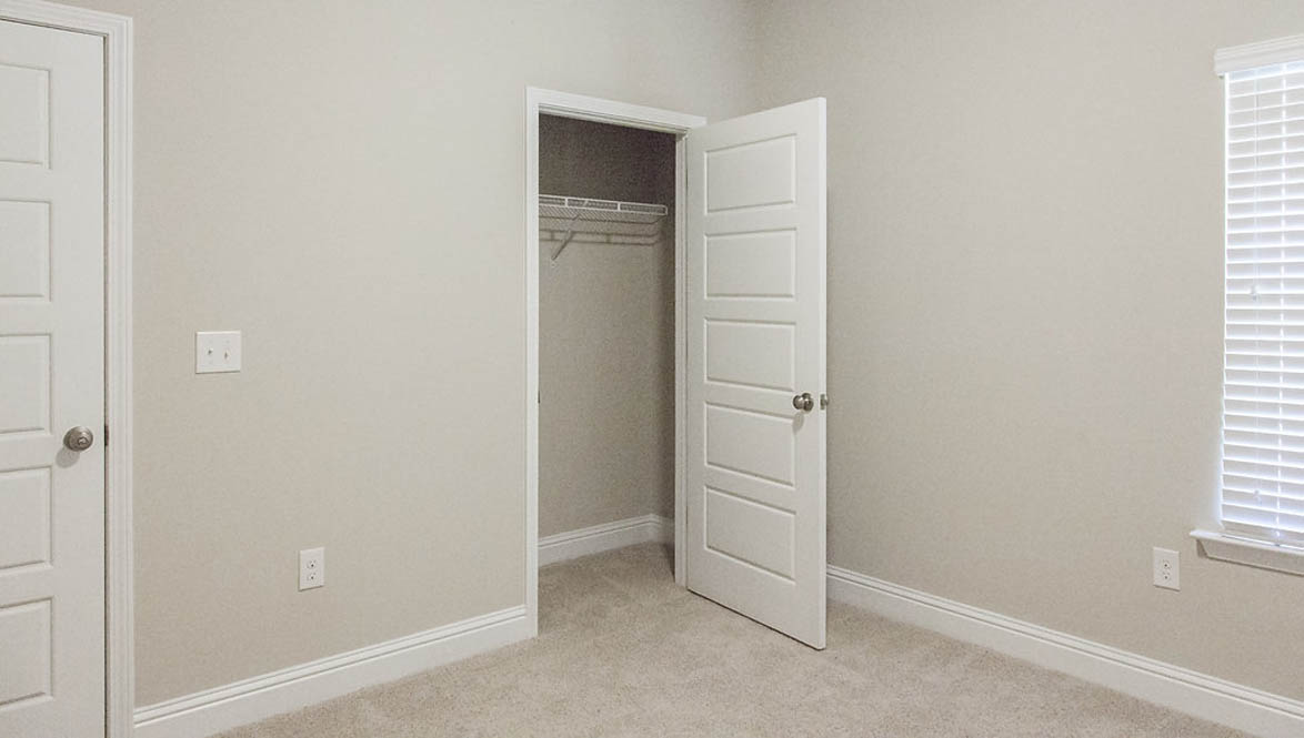 lamar bedroom