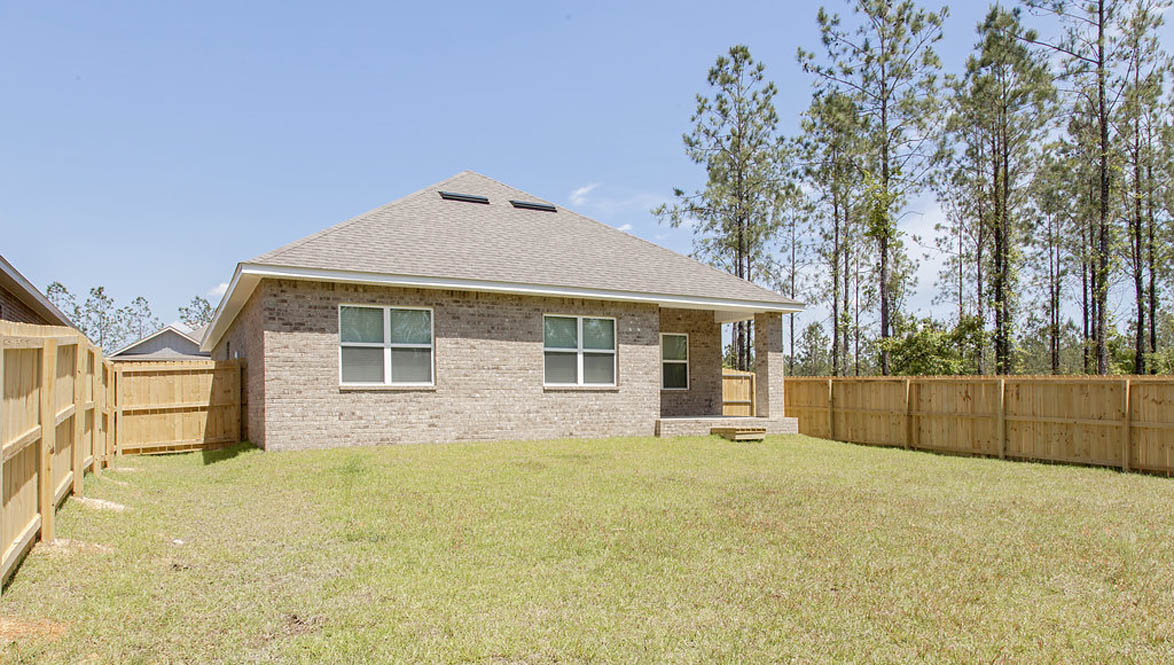 lamar exterior