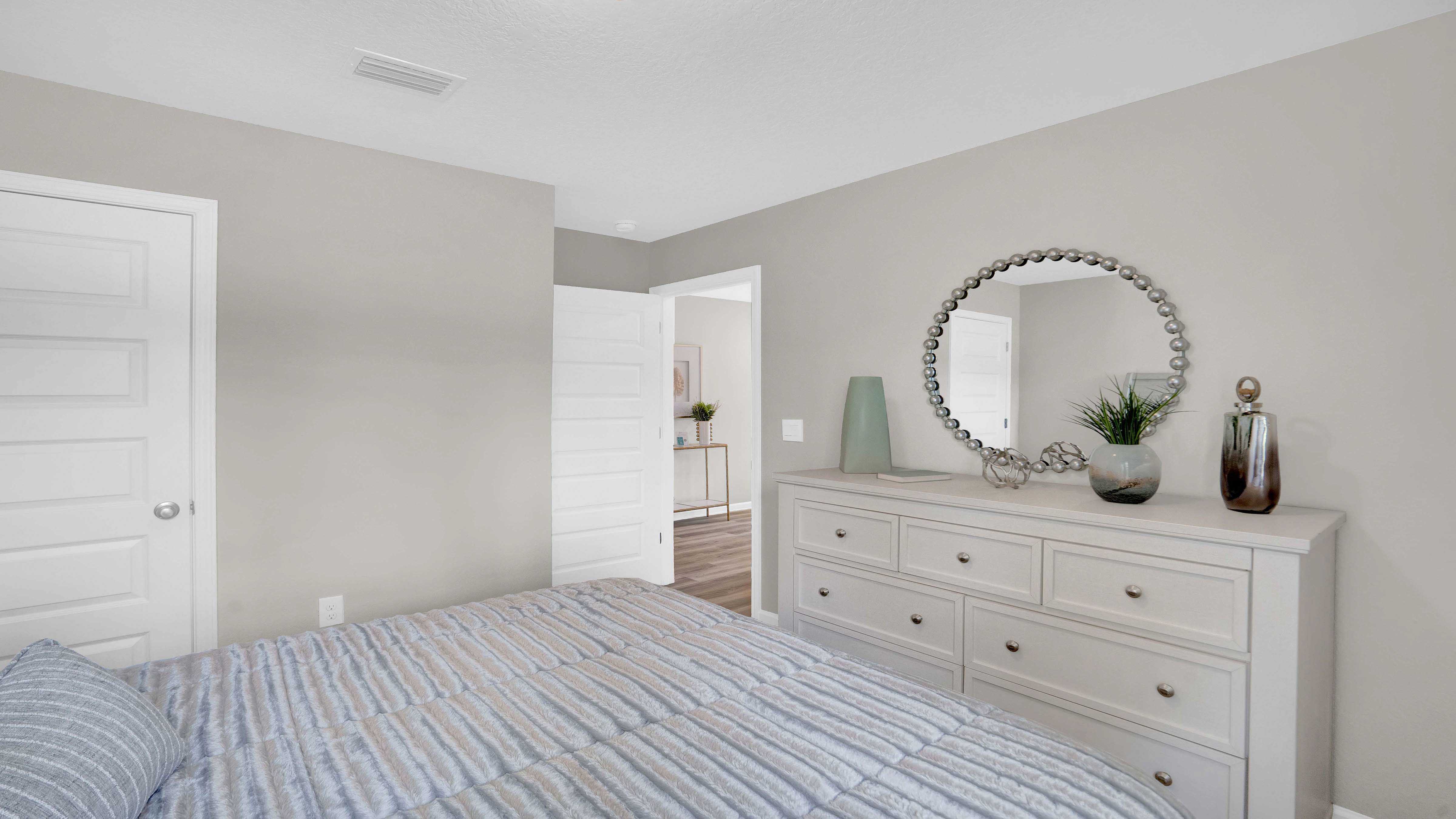 cali bedroom